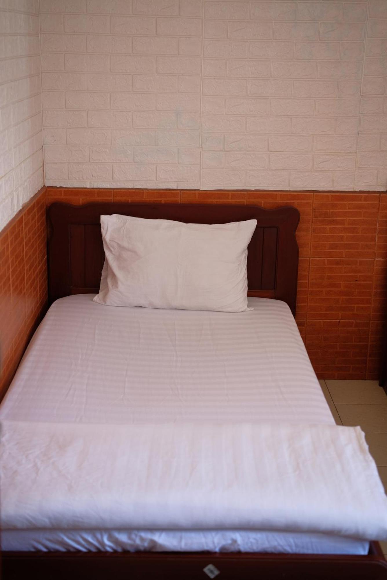 Intouch Guest House Виентиане Екстериор снимка